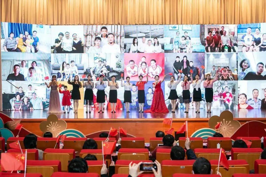 商丘市第一中学举办“悦读堂”朗读交流会